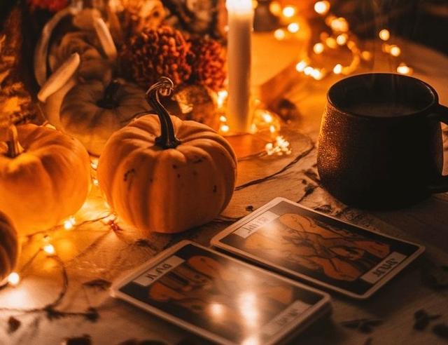 𝓢𝓪𝓶𝓱𝓪𝓲𝓷 𝓡𝓲𝓽𝓾𝓪𝓵𝓼 🎃