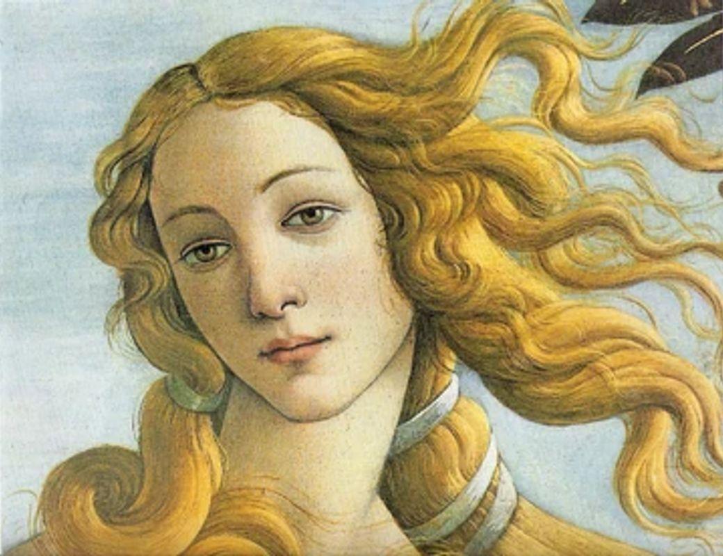 🌊 Aphrodite: the goddess born from desire who transformed