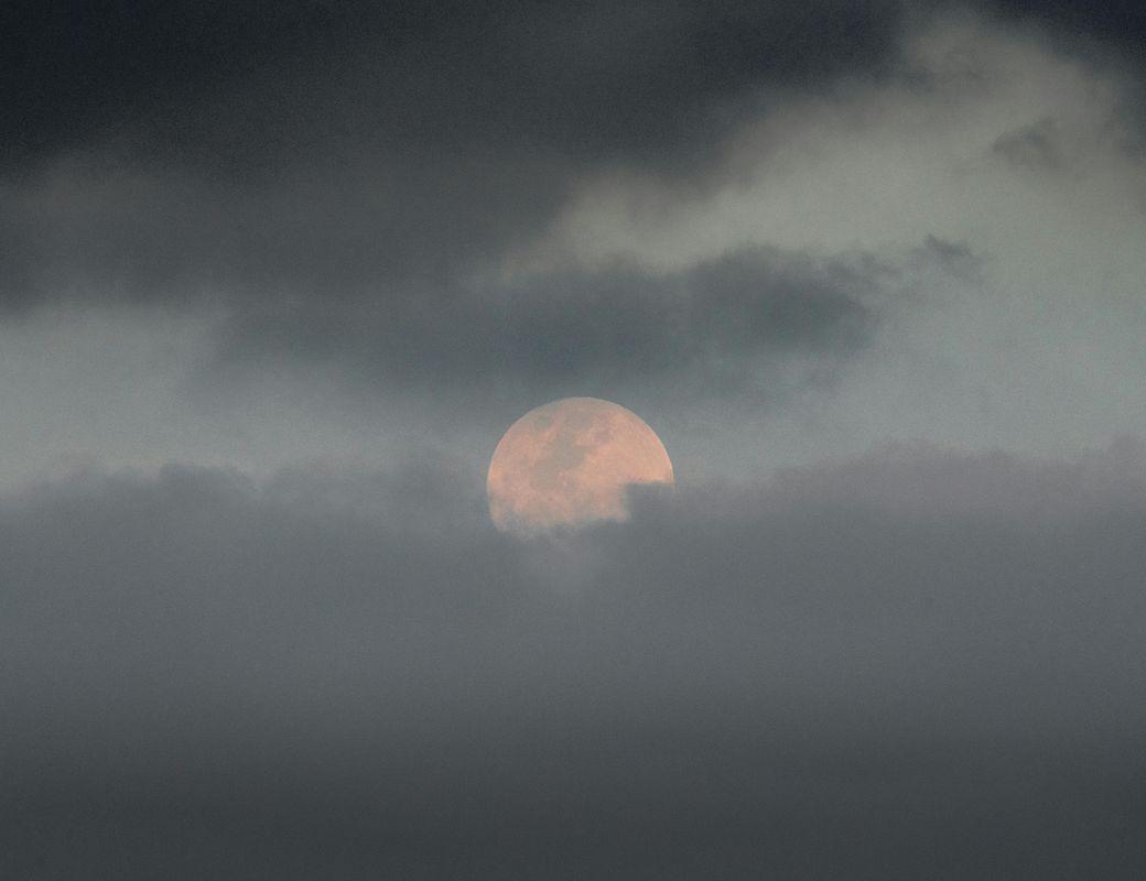 Healing Through the Moon Cycle