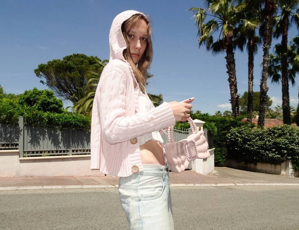 Bonjour