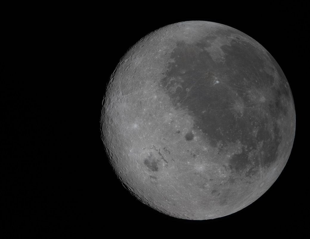 Illustration for Artemis II Lunar Flyby: A Mark on the 🌕 & Our ❤️