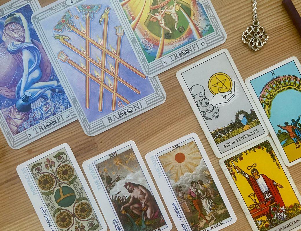 One Tarot, Many Voices