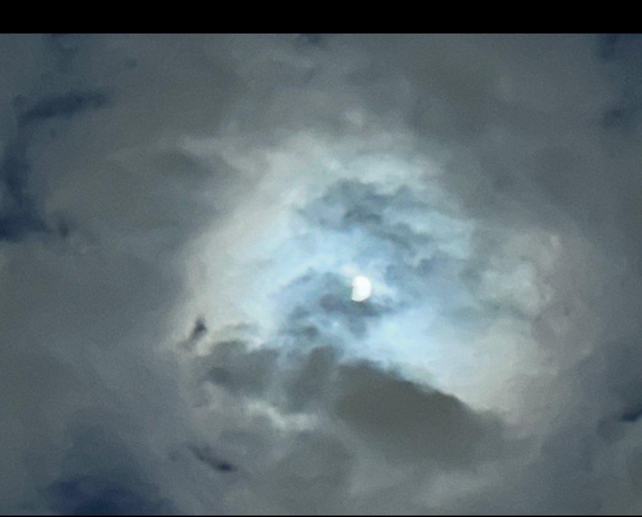 The Moon over Newington, United States — first quarter, Lunar Day 10