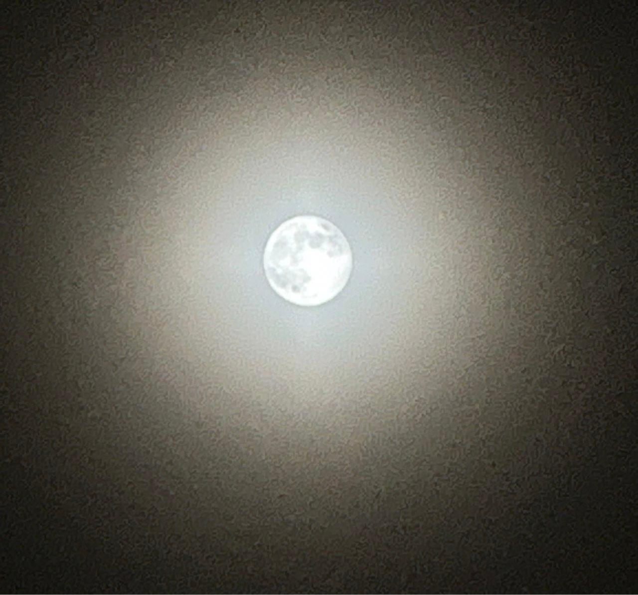 The Moon over Örebro, Sverige — full moon, Lunar Day 16