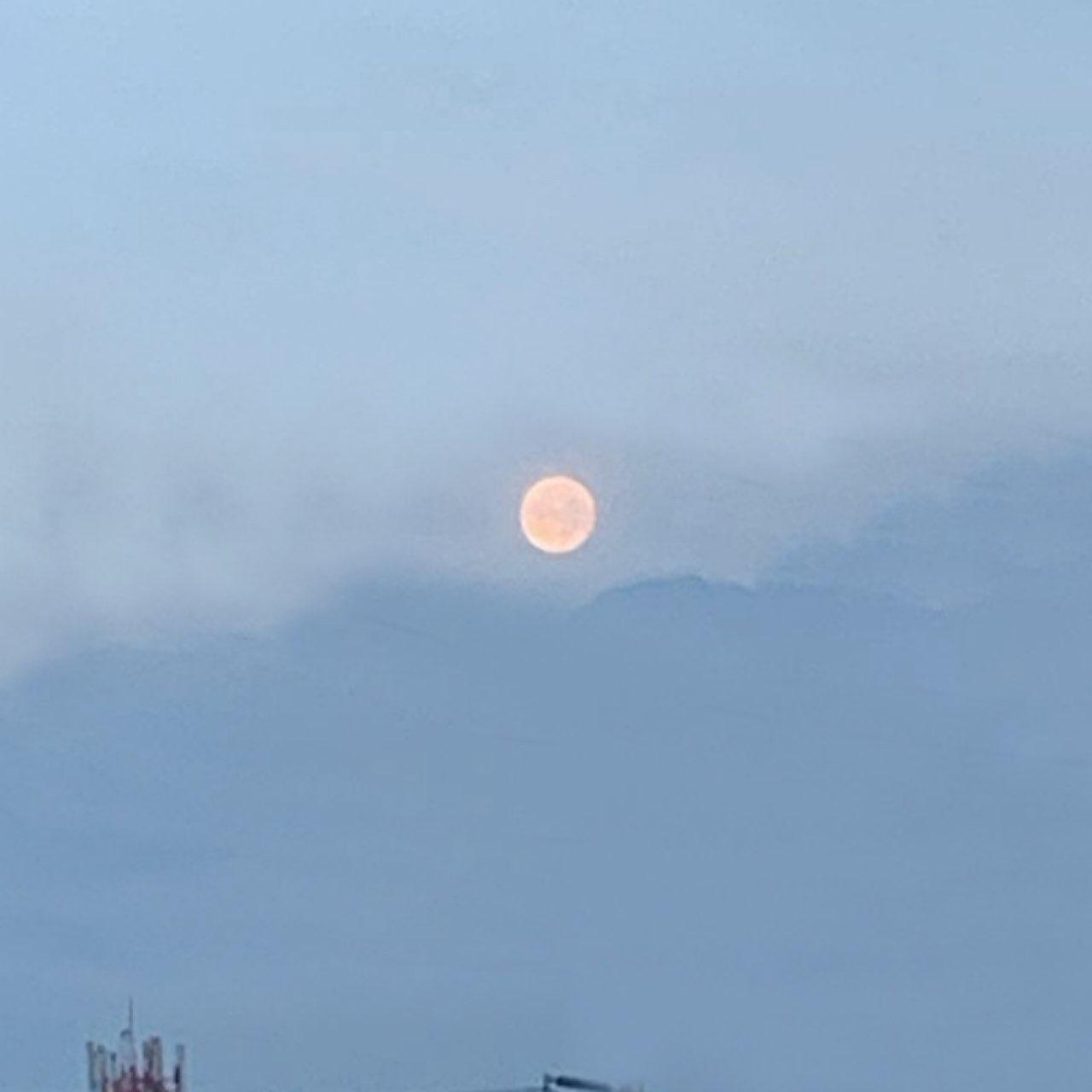 The Moon over Cali, Colombia — full moon, Lunar Day 17