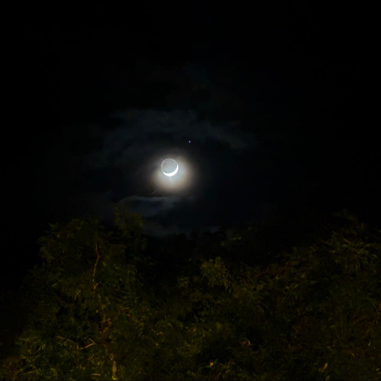 The Moon over Santa Cruz, Costa Rica — waxing crescent, Lunar Day 4