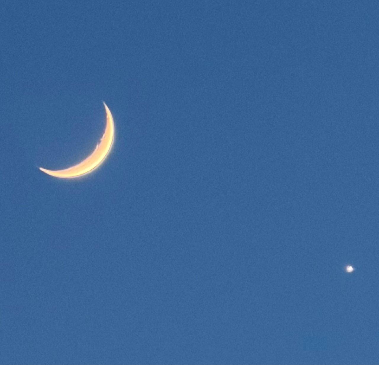 The Moon over New Bern, United States — waxing crescent, Lunar Day 4