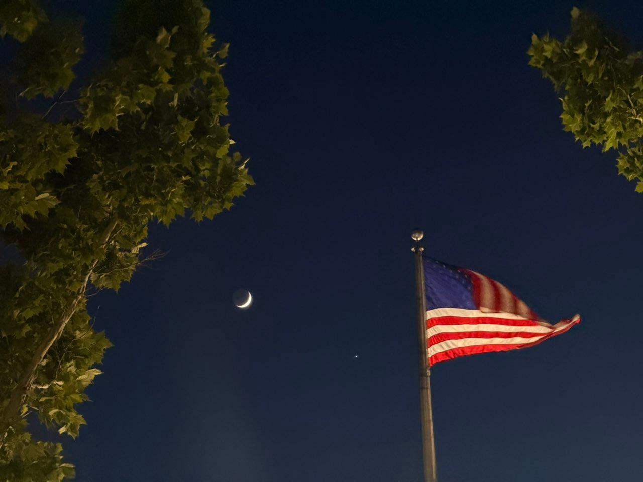 The Moon over Lodi, United States — waxing crescent, Lunar Day 4
