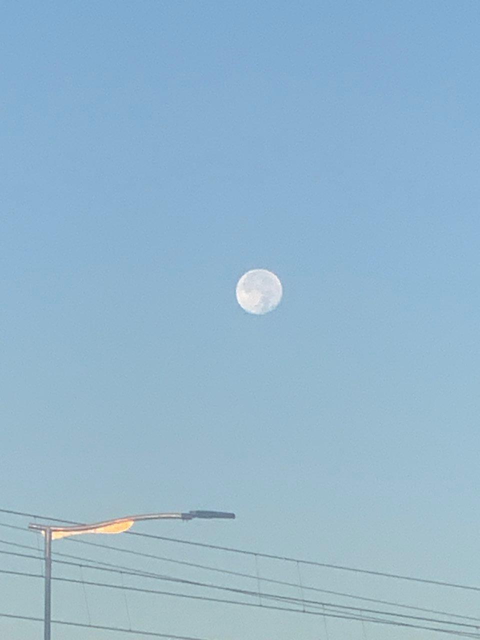 The Moon over Cattolica, Italia — waning gibbous, Lunar Day 19