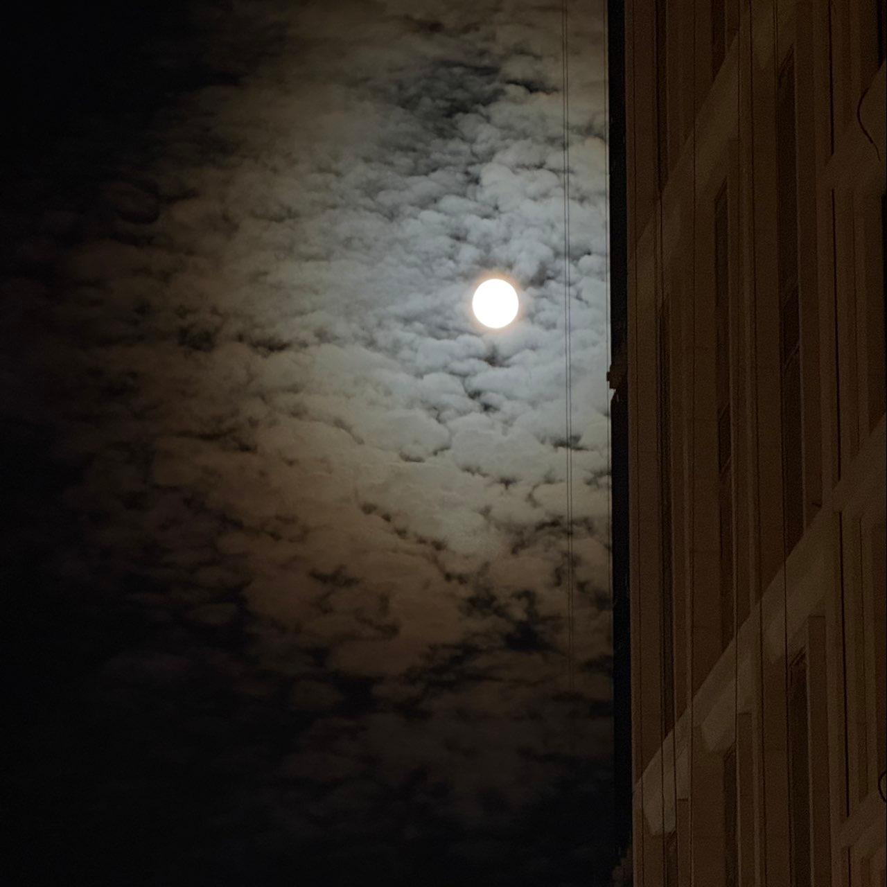 The Moon over Moscow, Russia — full moon, Lunar Day 17