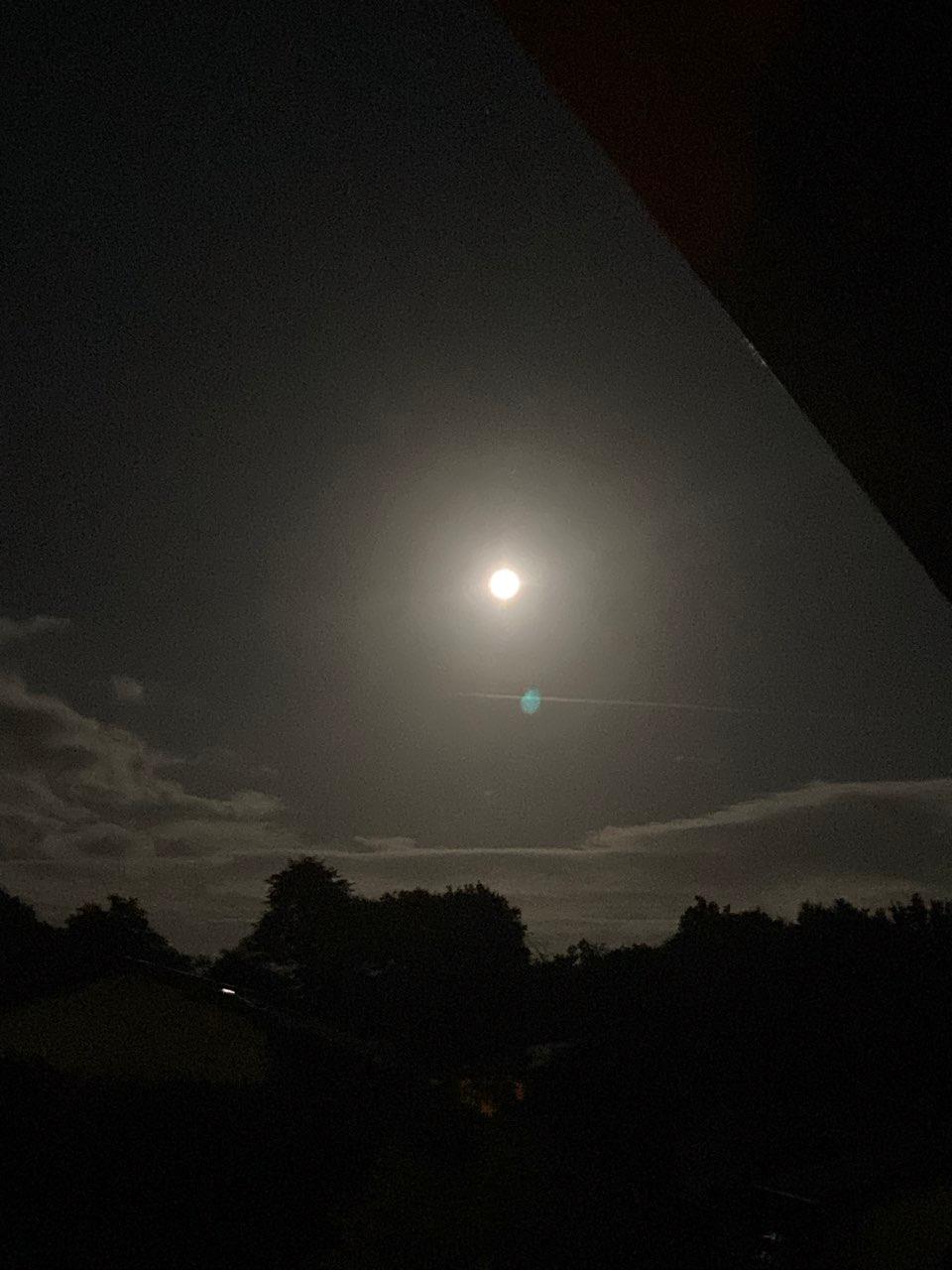 The Moon over Halsou, France — full moon, Lunar Day 15
