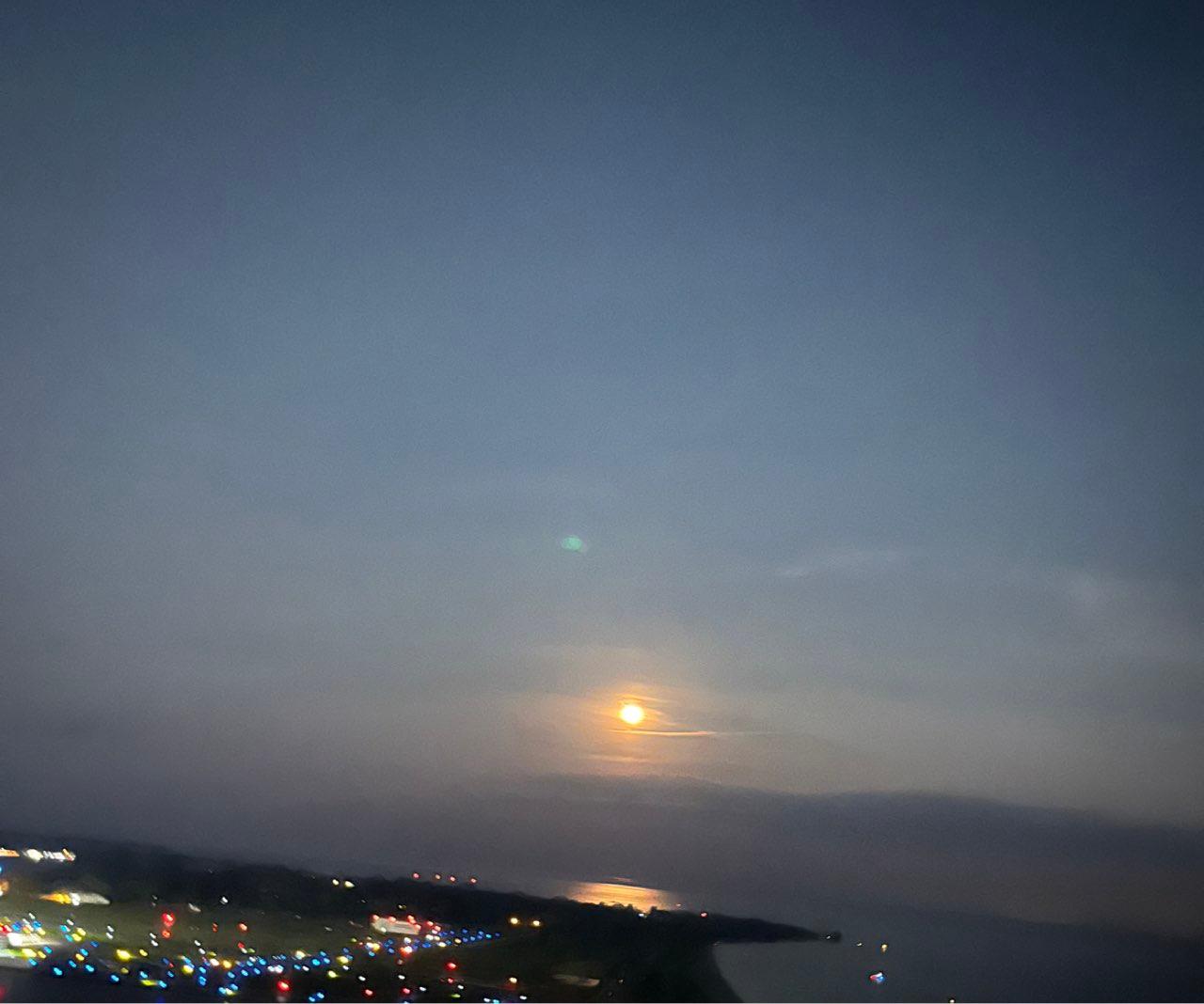 The Moon over Toronto, Canada — full moon, Lunar Day 17