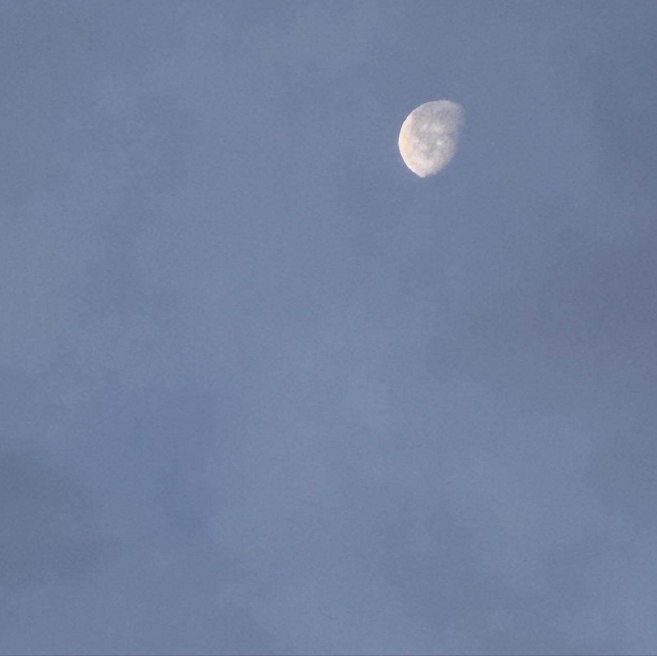 The Moon over Chagrin Falls, United States — waning gibbous, Lunar Day 21
