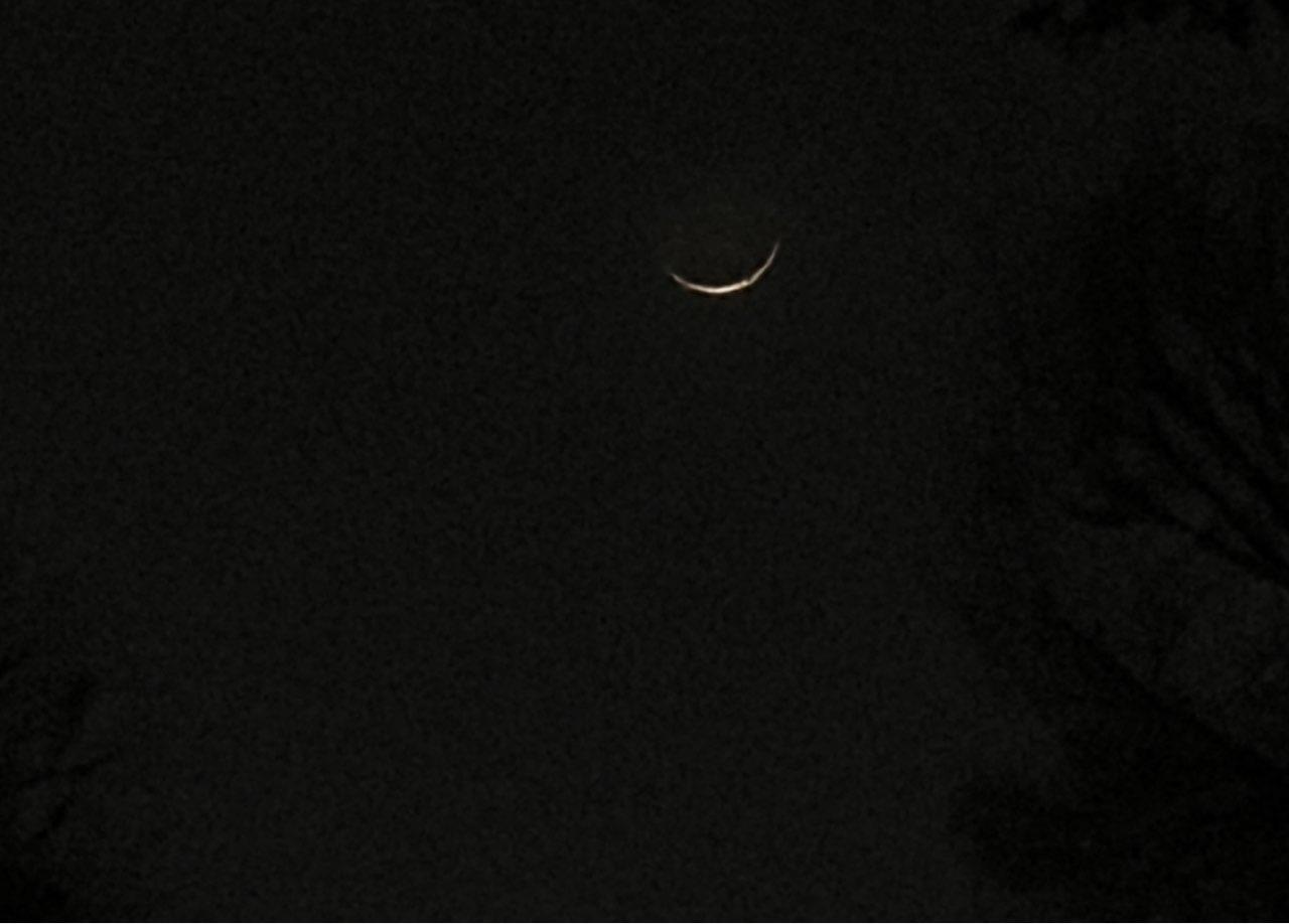 The Moon over Farmers Branch, Estados Unidos — waxing crescent, Lunar Day 3
