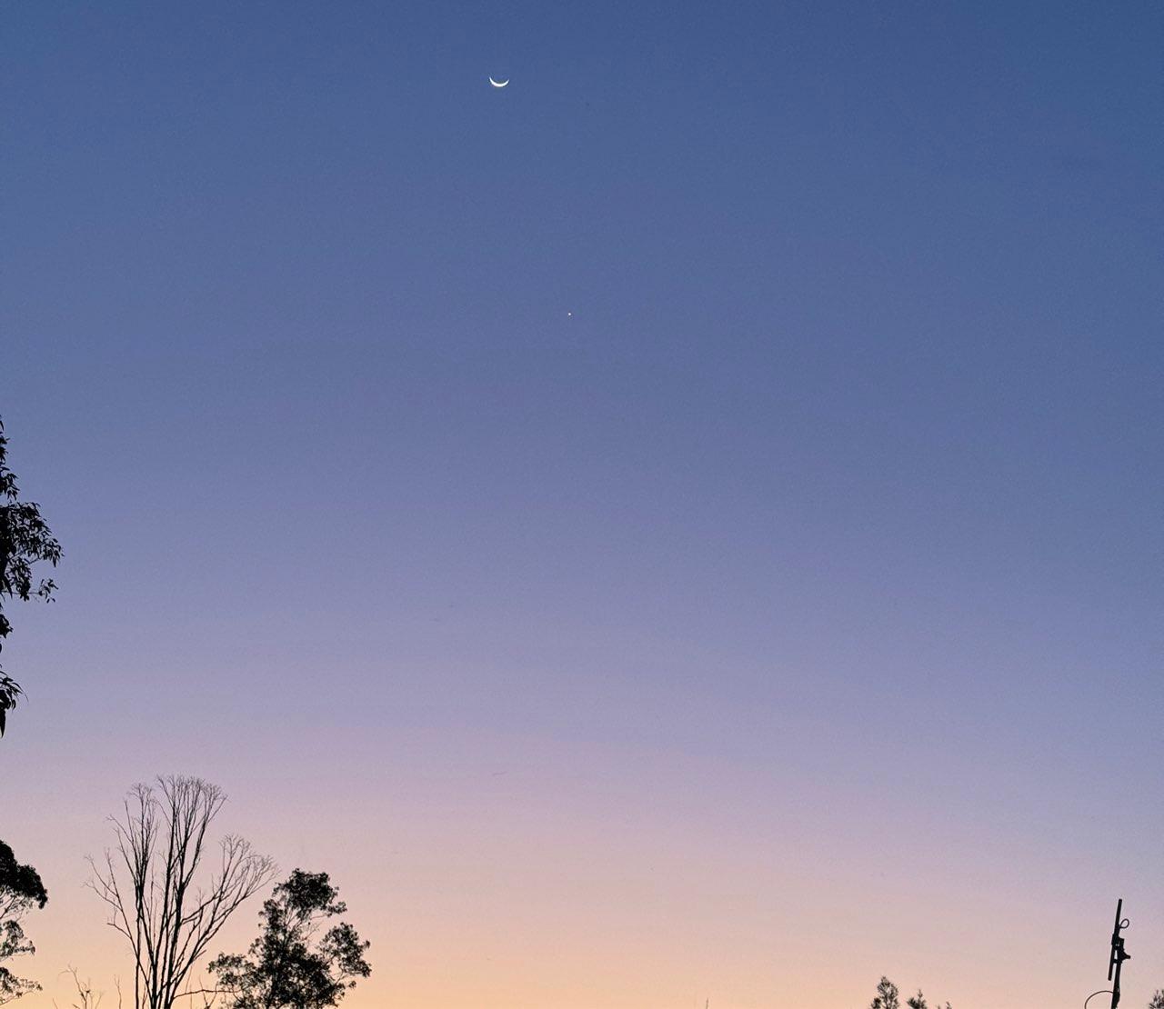 The Moon over Minimbah, Australia — waxing crescent, Lunar Day 5