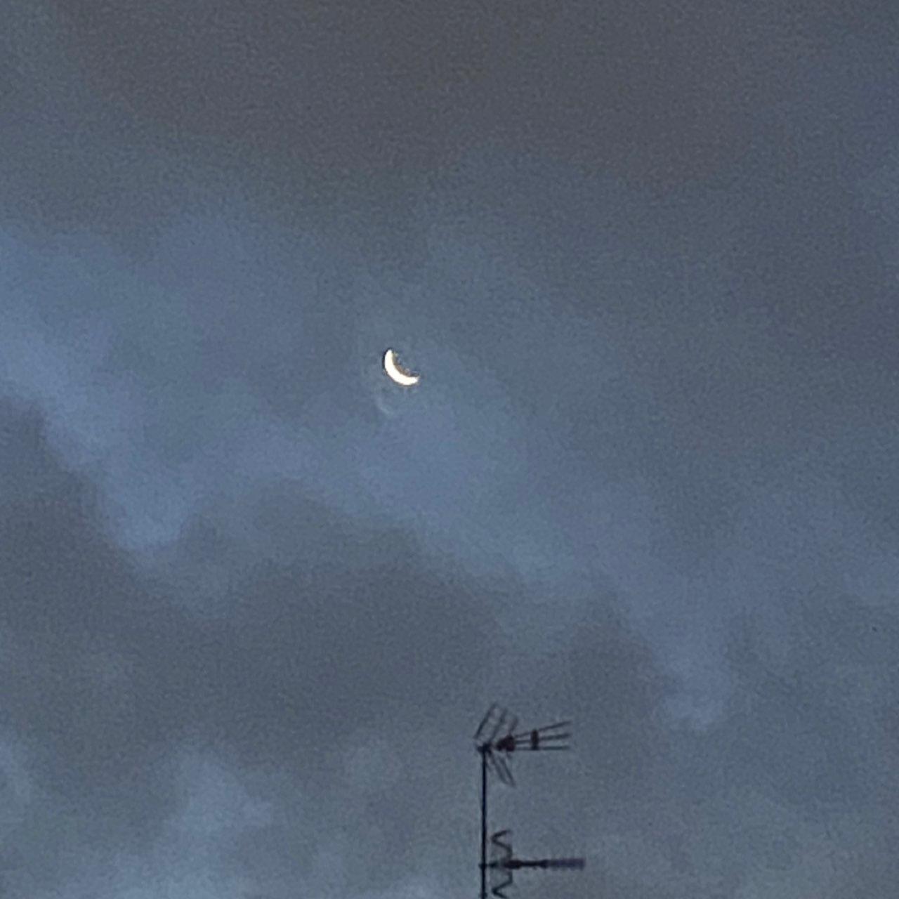 The Moon over Denia, España — waning crescent, Lunar Day 27