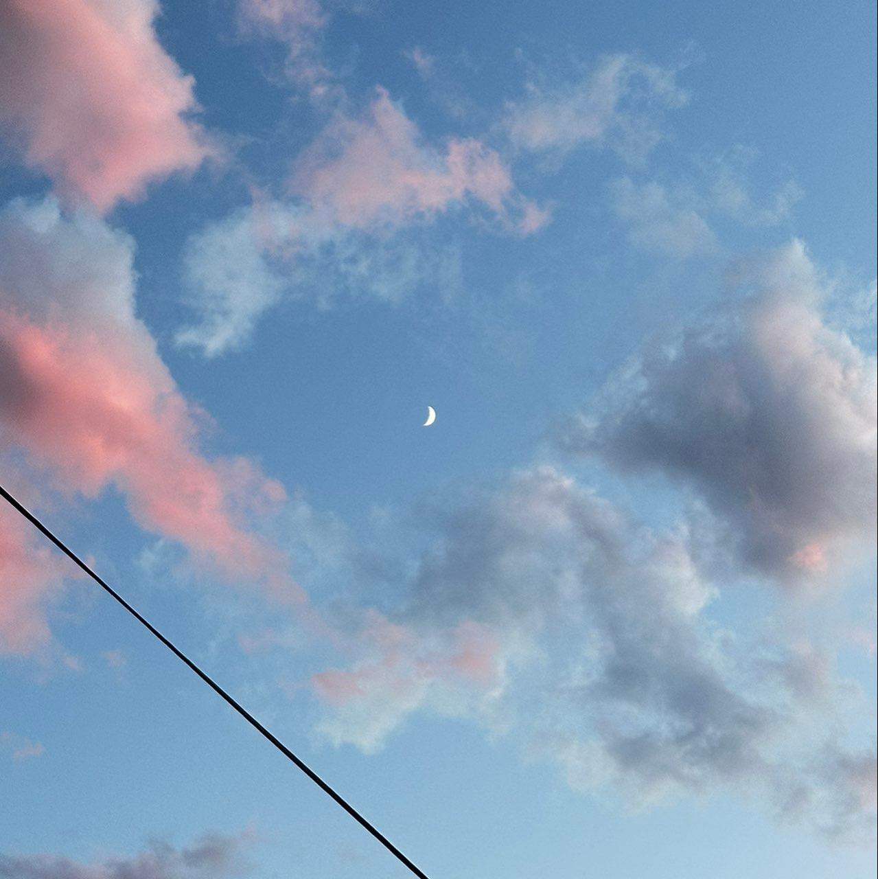 The Moon over Levittown, United States — waxing crescent, Lunar Day 6