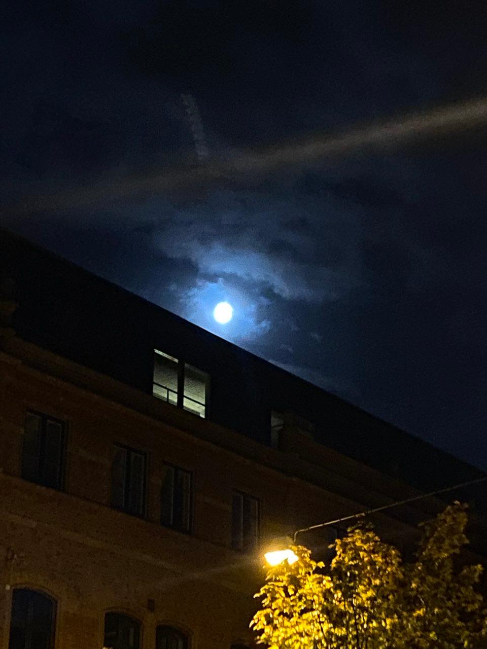 The Moon over Lund, Sweden — full moon, Lunar Day 14