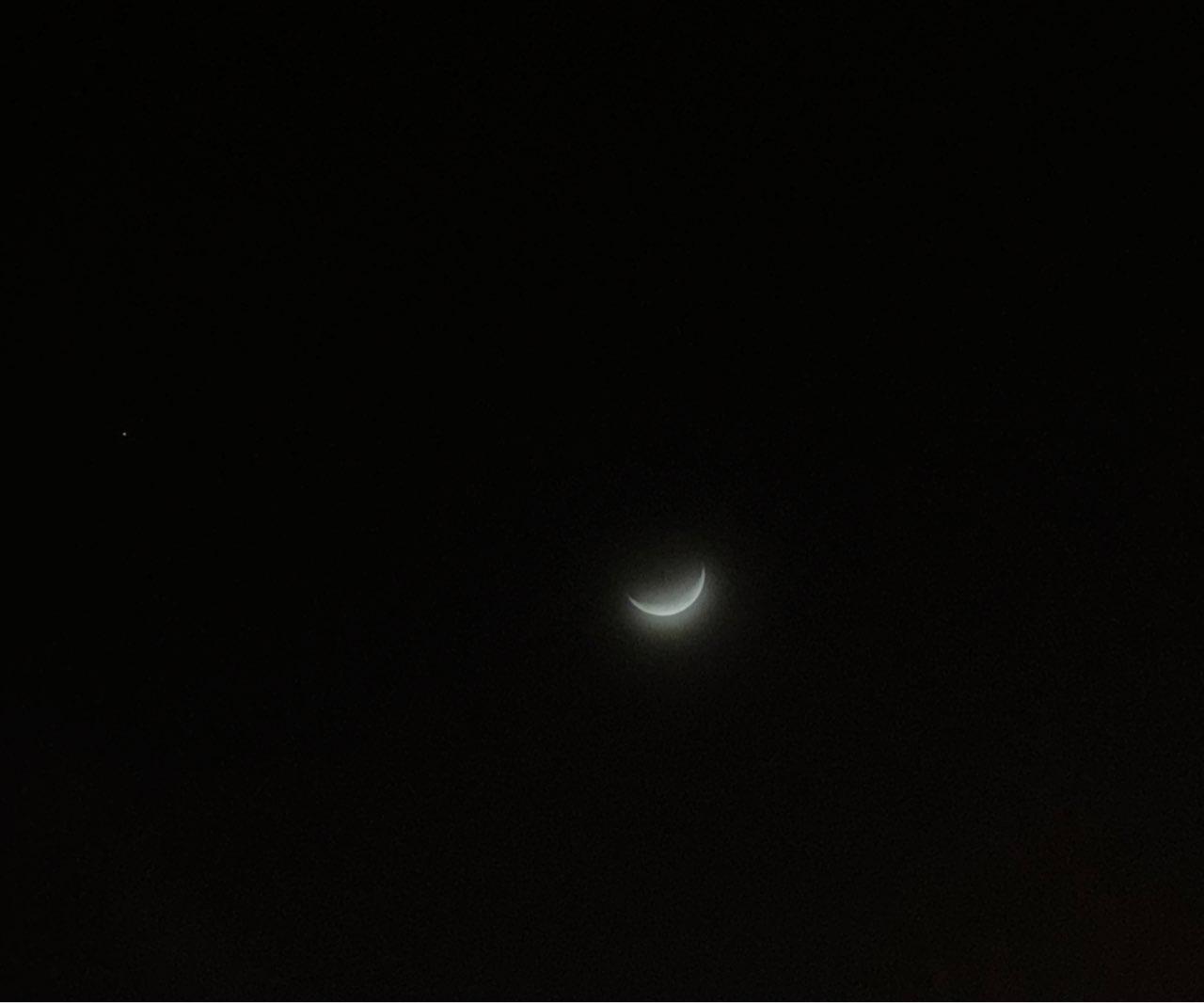 The Moon over Vigo, España — waxing crescent, Lunar Day 4