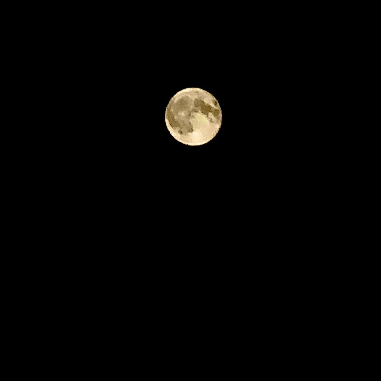 The Moon over Quakenbrück, Deutschland — full moon, Lunar Day 17