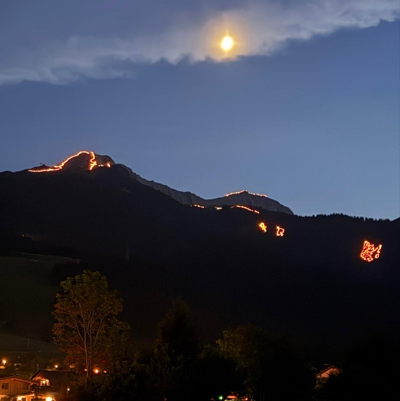 The Moon over Lermoos, Österreich — first quarter, Lunar Day 8
