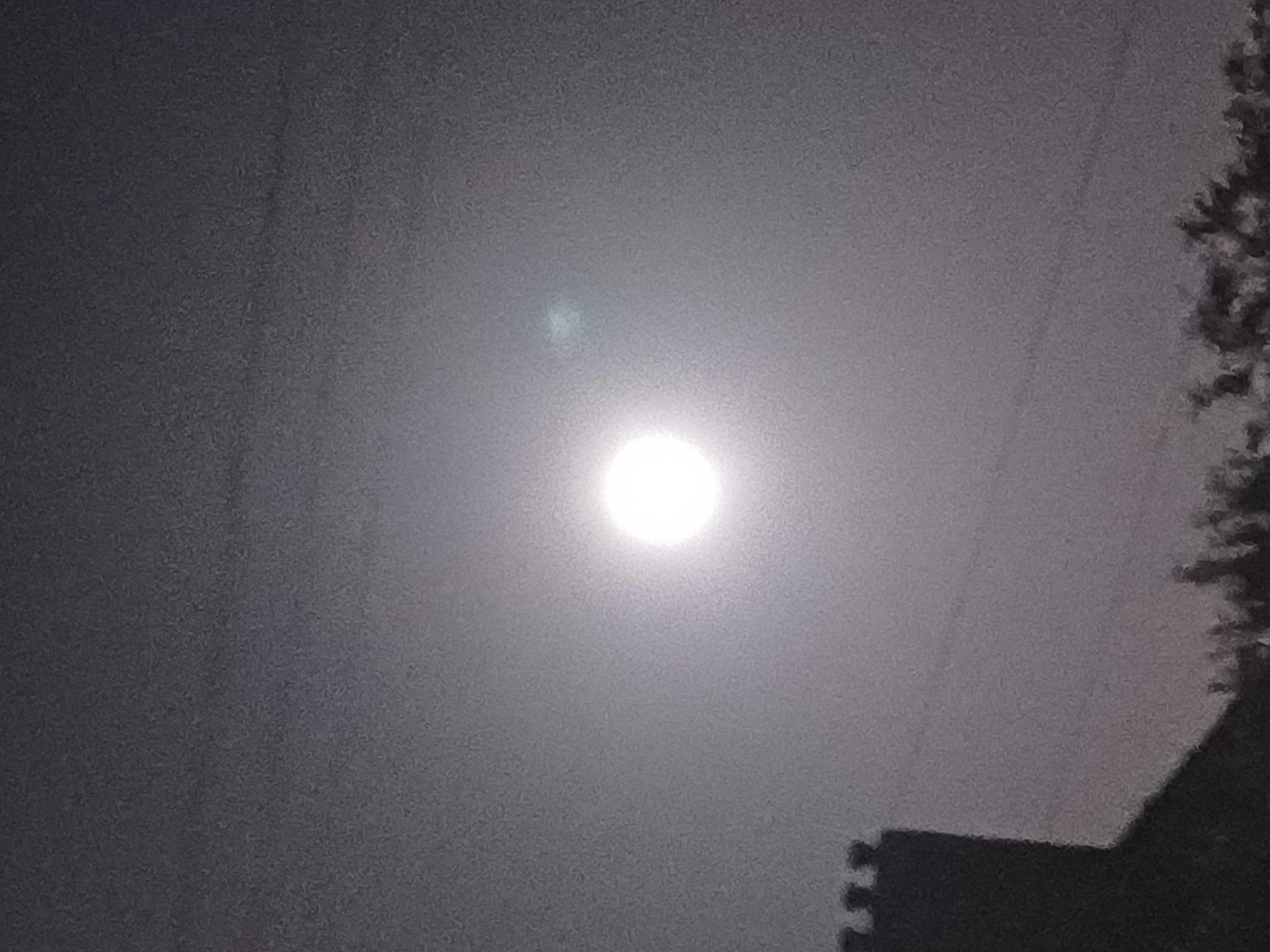 The Moon over United Kingdom — full moon, Lunar Day 18