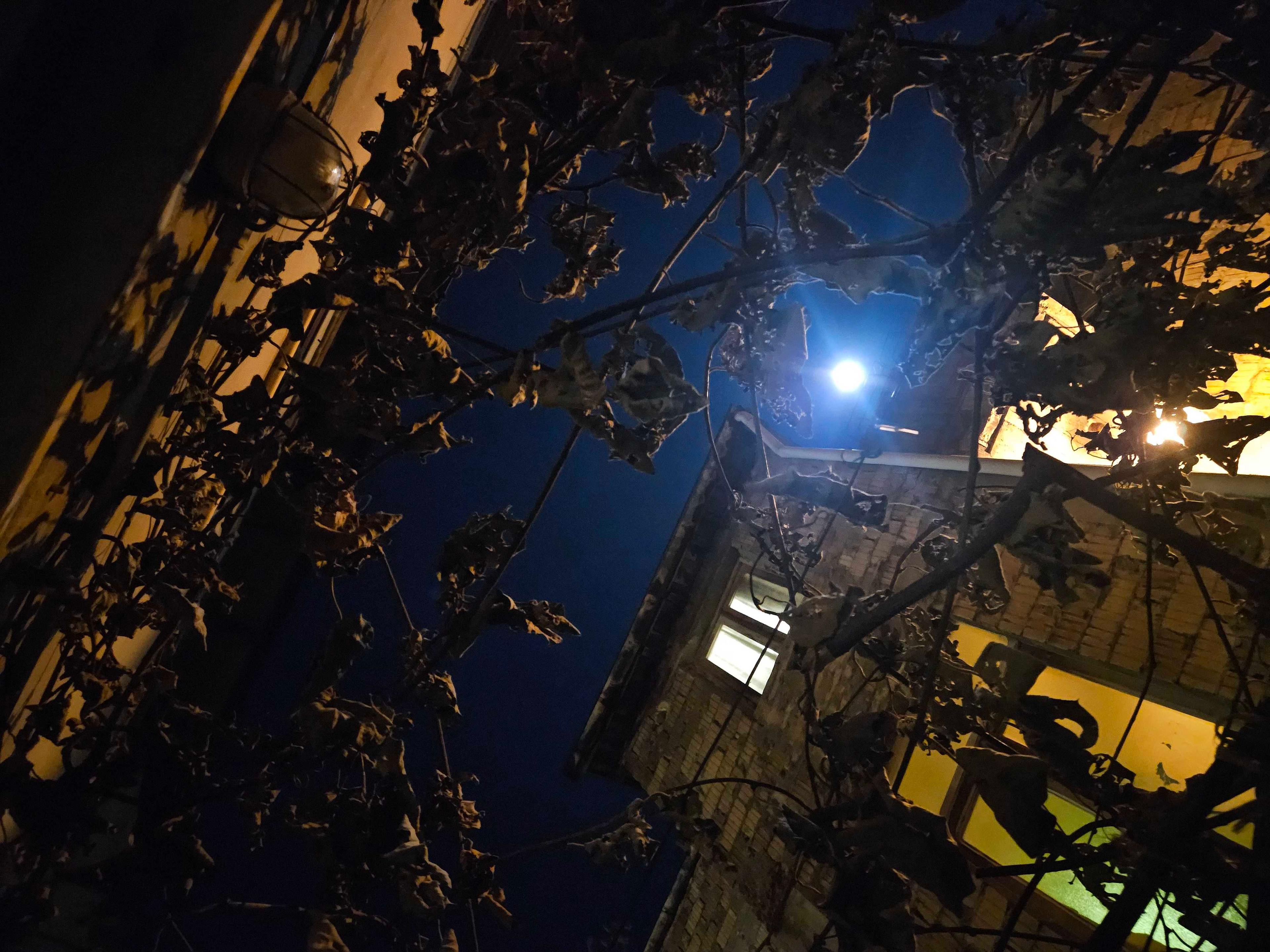 The Moon over Grottammare, Italia — full moon, Lunar Day 16
