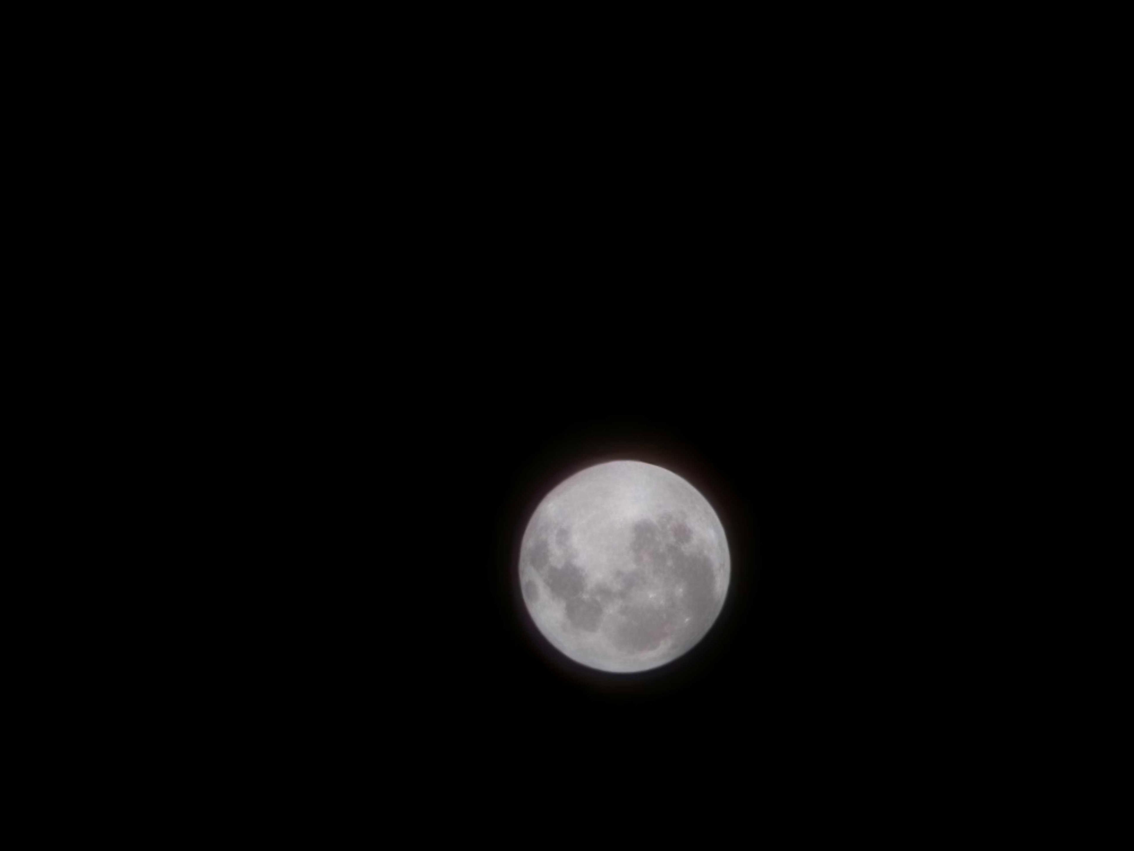 The Moon over Brasil — full moon, Lunar Day 17