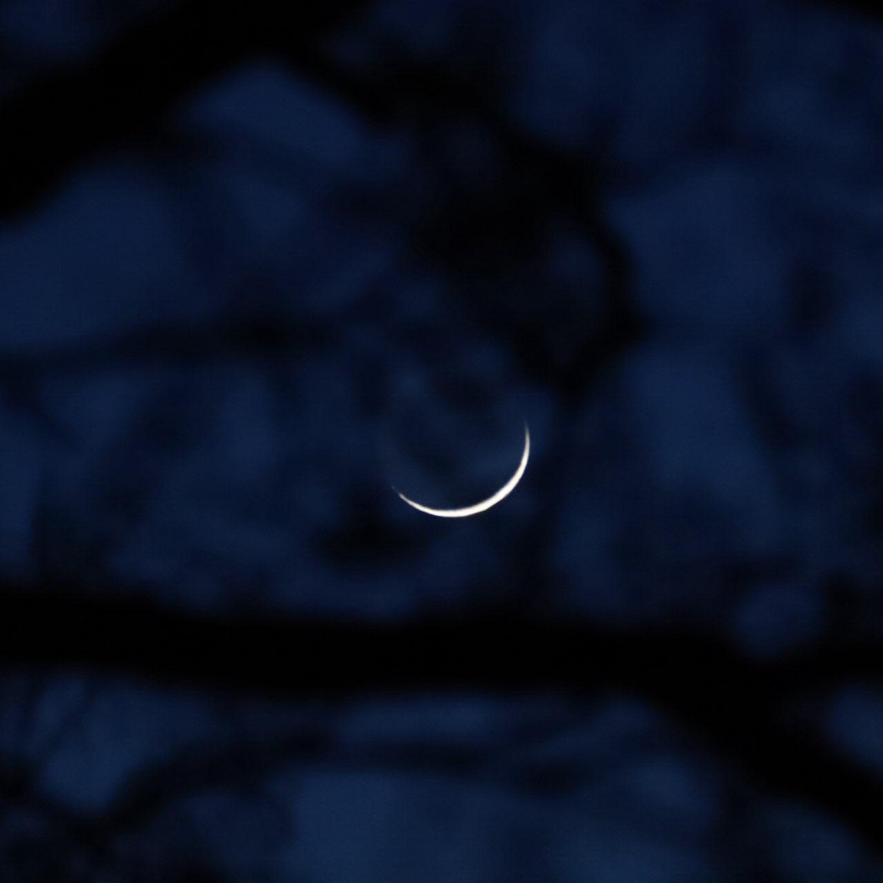 The Moon over Hamburg, Deutschland — new moon, Lunar Day 3