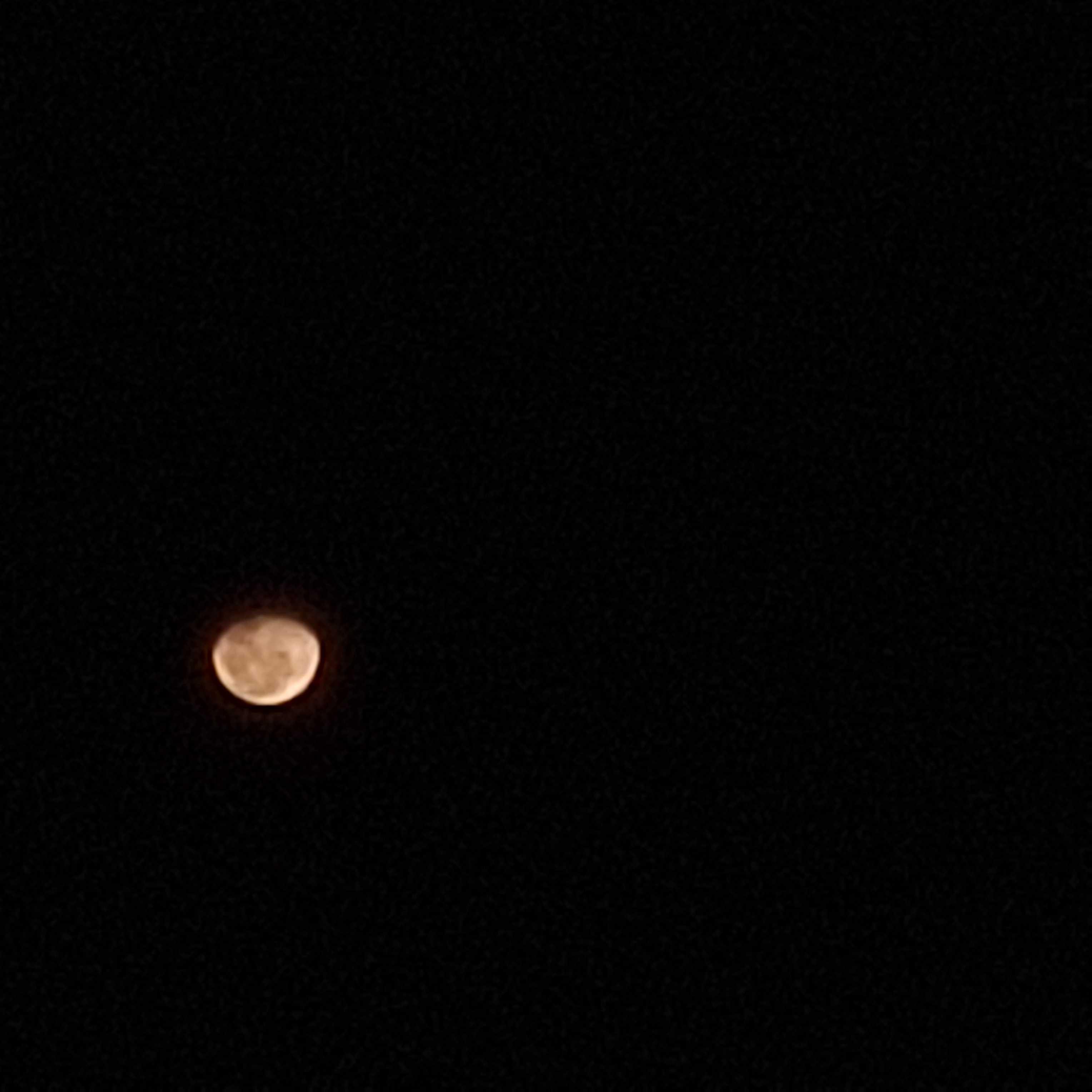 The Moon over Międzyrzec Podlaski, Polska — waning gibbous, Lunar Day 20
