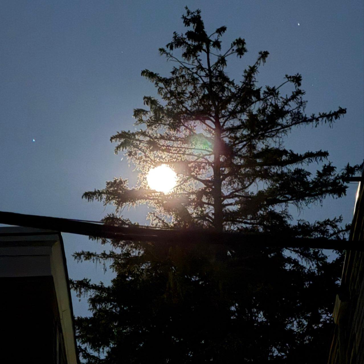 The Moon over Boston, United States — full moon, Lunar Day 16
