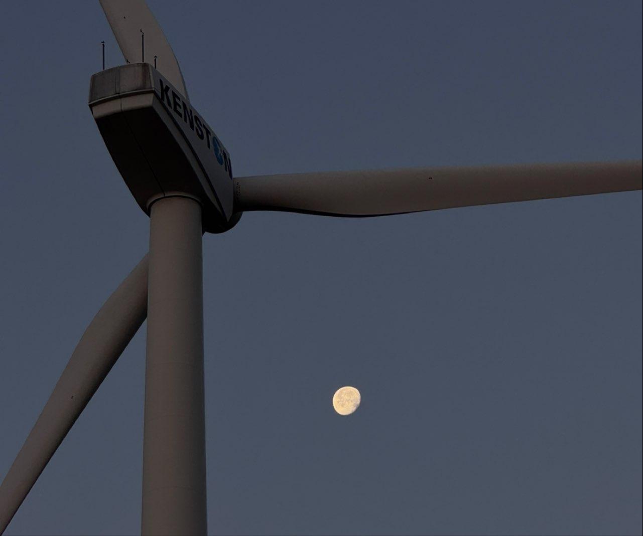 The Moon over Chagrin Falls, United States — waning gibbous, Lunar Day 19