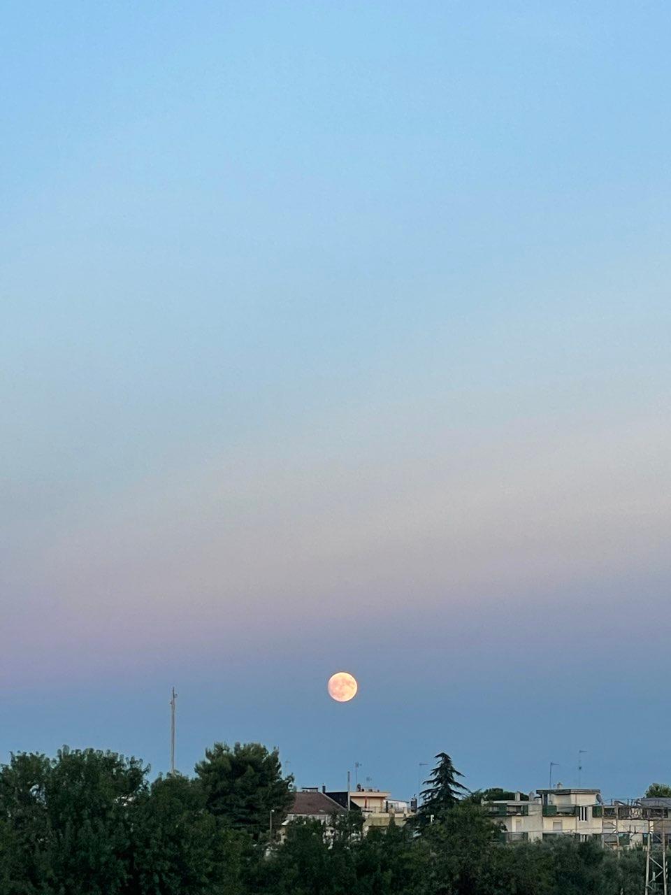 The Moon over Ruvo di Puglia, Italia — full moon, Lunar Day 15