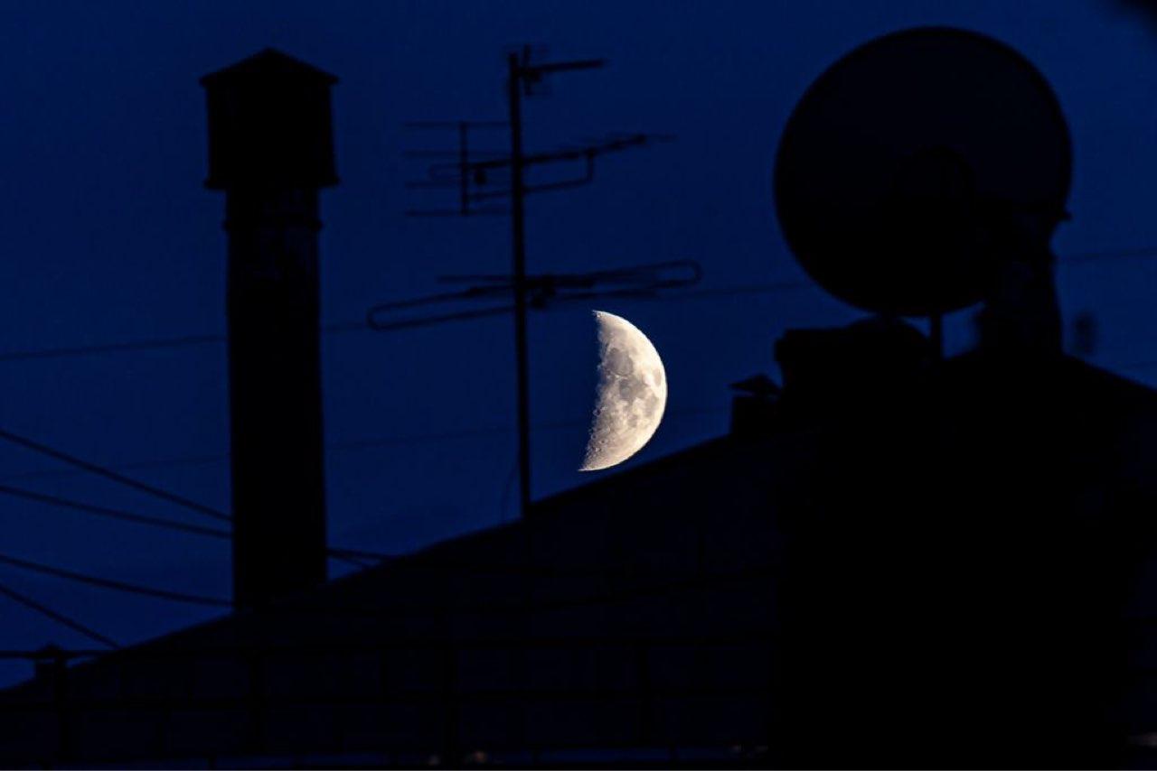 The Moon over Moscow, Russia — first quarter, Lunar Day 8