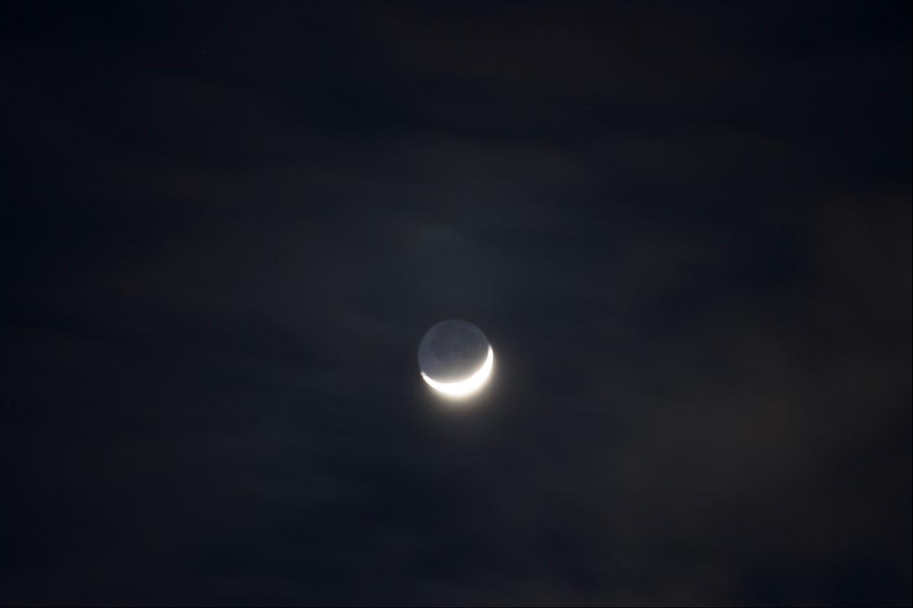 The Moon over Markham, Canada — waxing crescent, Lunar Day 4
