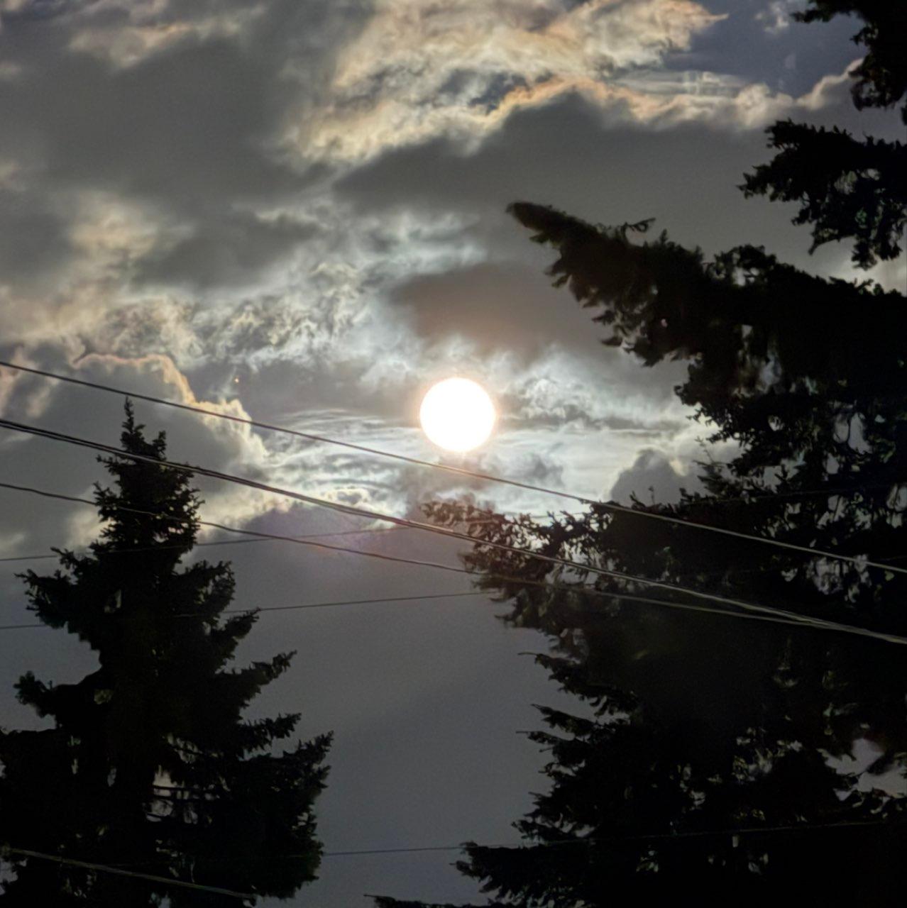 The Moon over Des Moines, United States — full moon, Lunar Day 15
