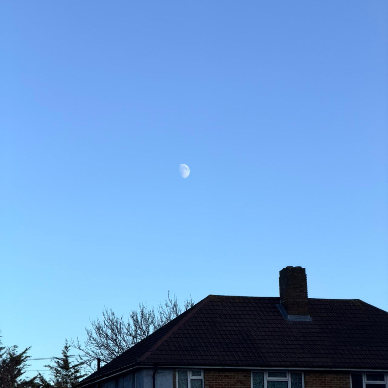 The Moon over Dagenham, United Kingdom — waxing gibbous, Lunar Day 12