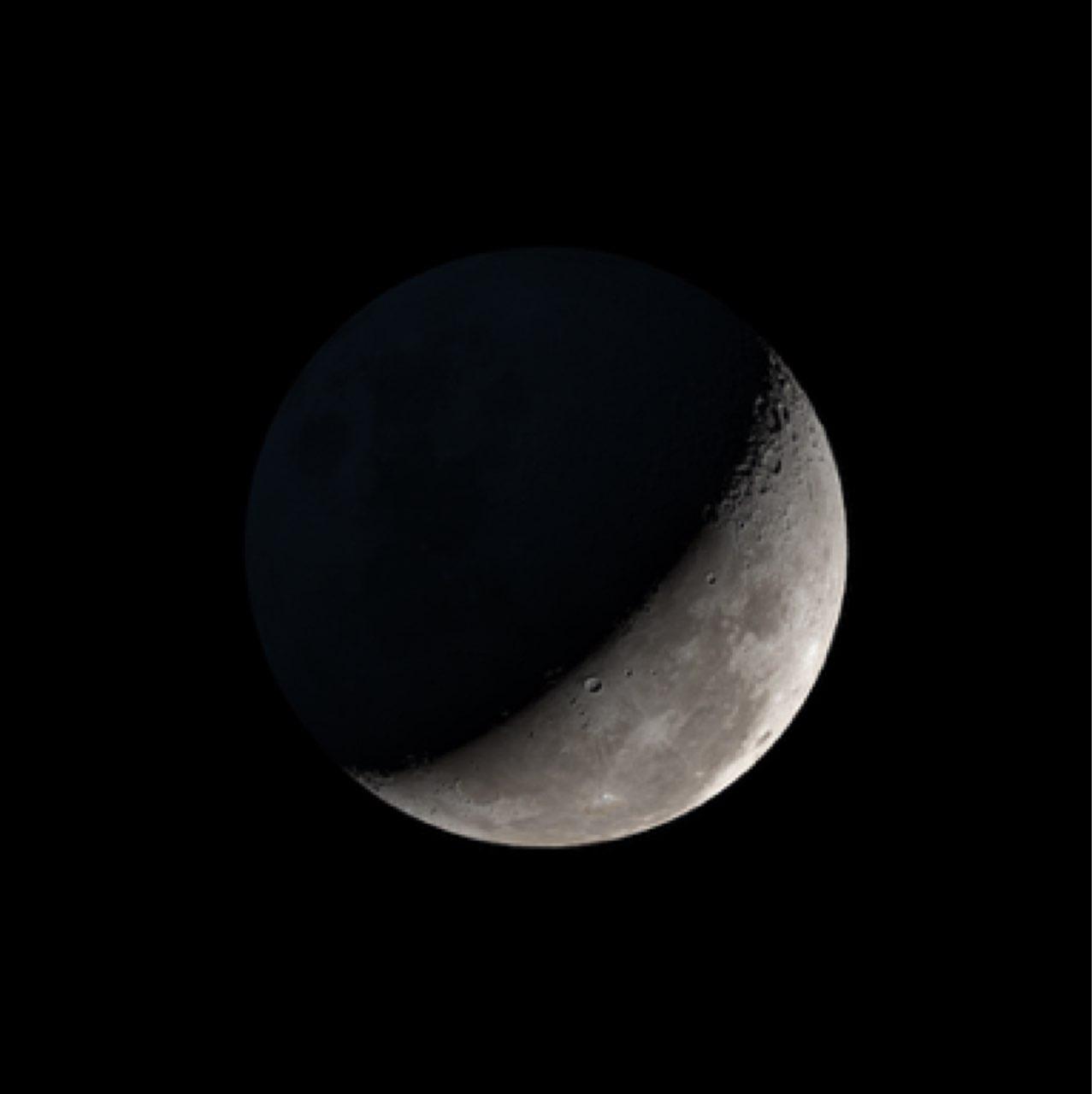 The Moon over Montevideo, Uruguay — last quarter, Lunar Day 25