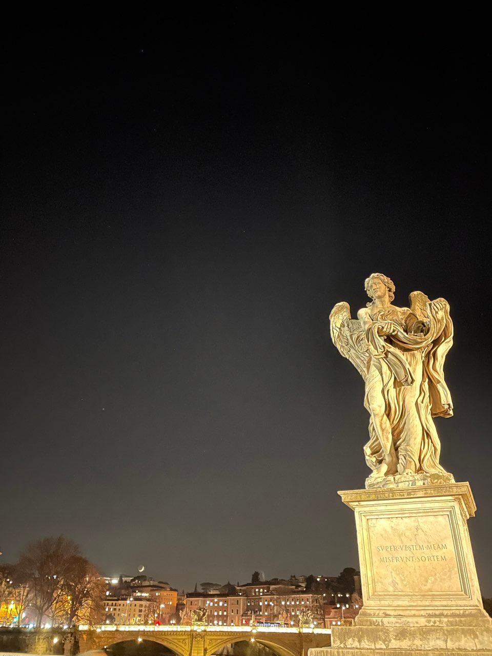 The Moon over Roma, Italia — waning crescent, Lunar Day 26