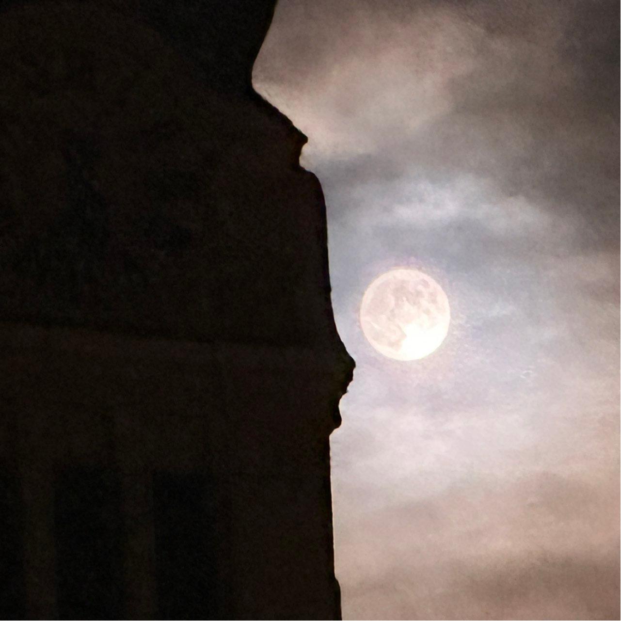 The Moon over St. Gallen, Schweiz — full moon, Lunar Day 15