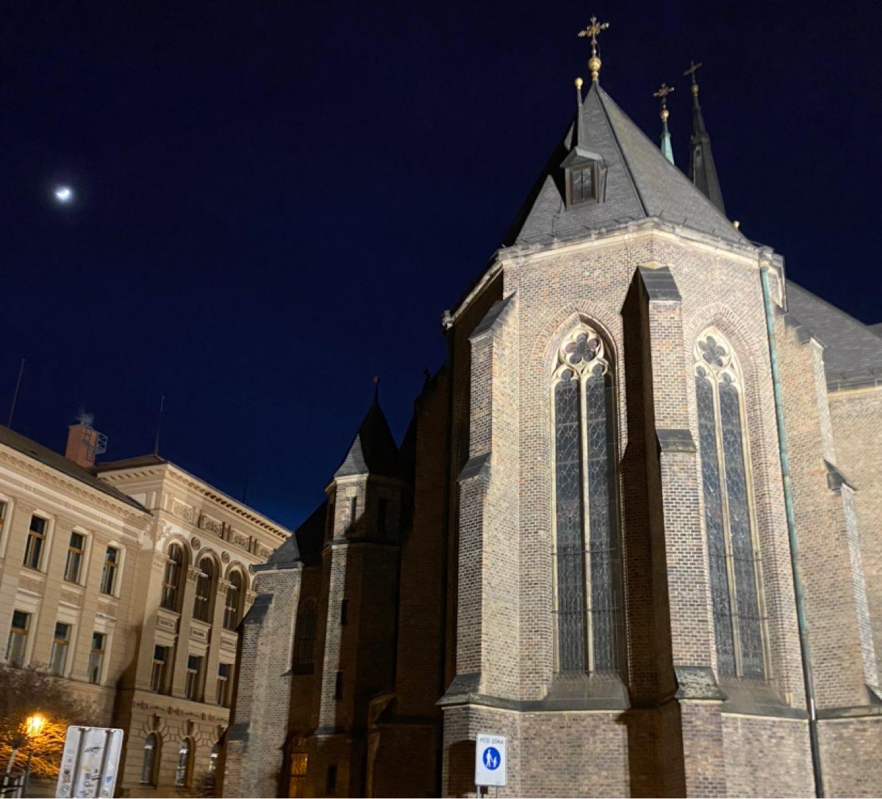 The Moon over Prague 3, Czechia — waxing crescent, Lunar Day 6
