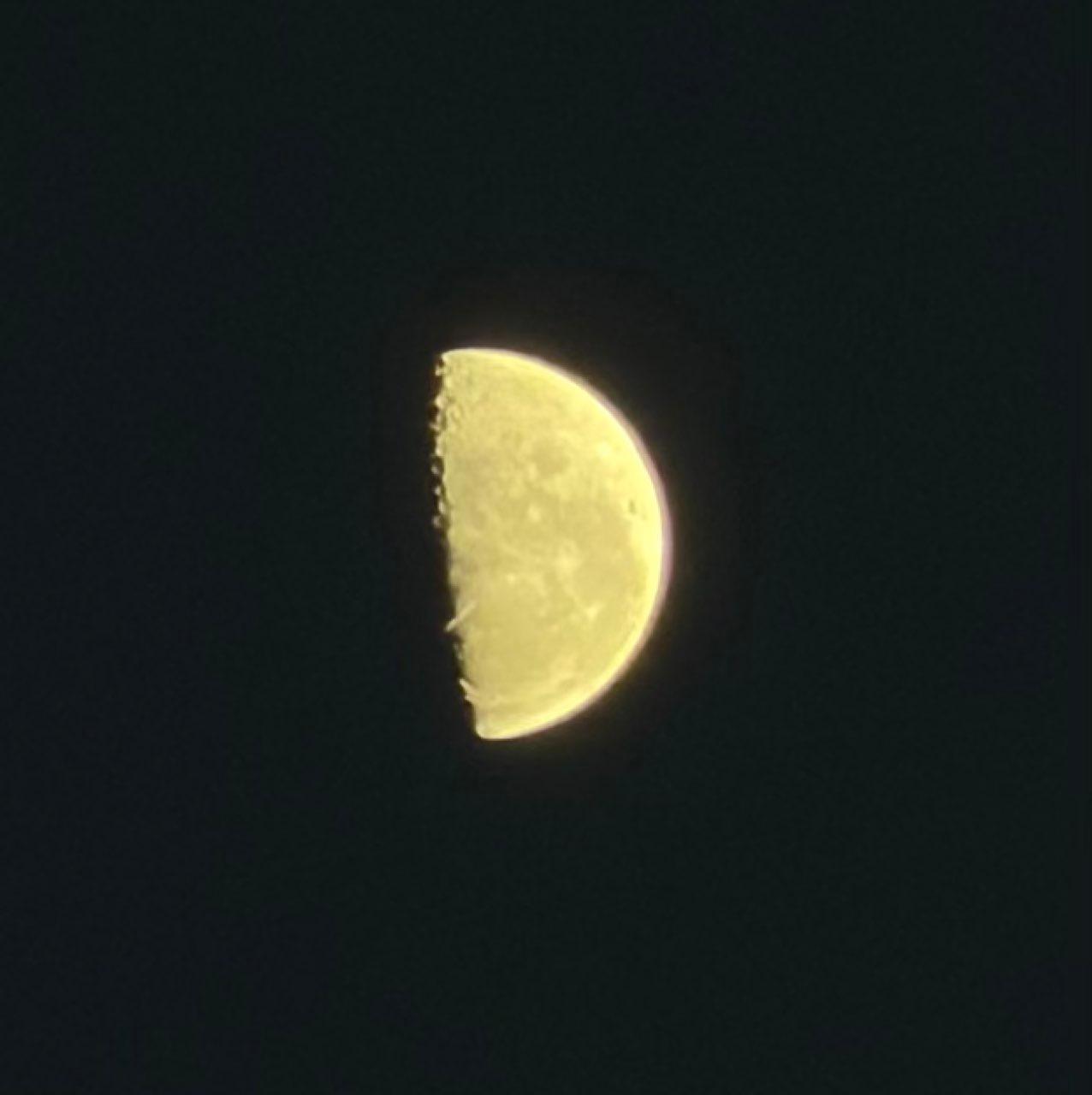 The Moon over The Rocks, Australia — last quarter, Lunar Day 23