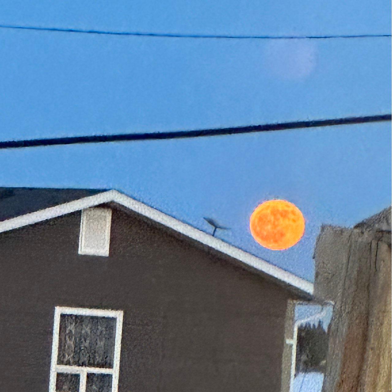 The Moon over God's River 86A, Canada — full moon, Lunar Day 16