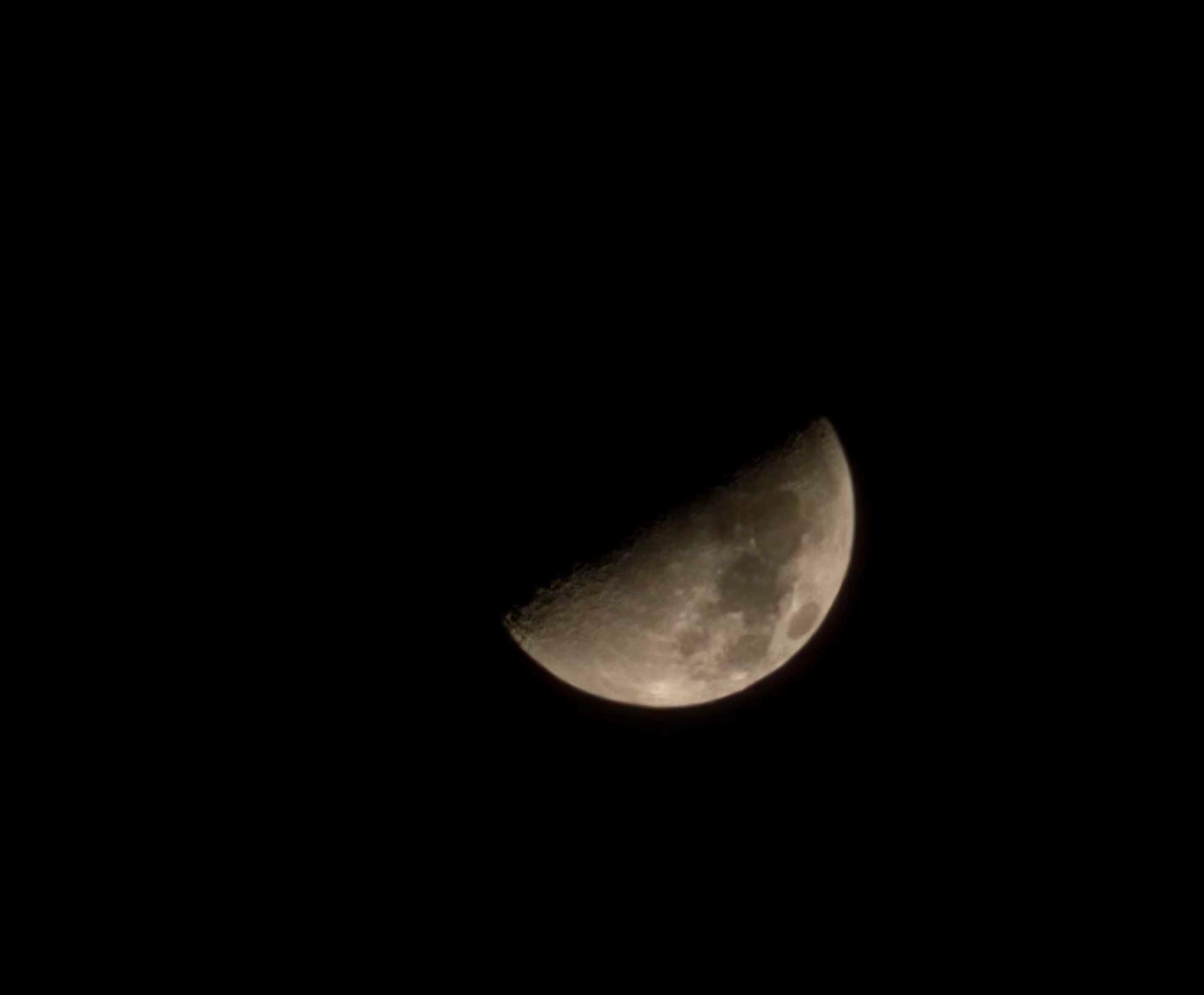 The Moon over United Kingdom — first quarter, Lunar Day 9