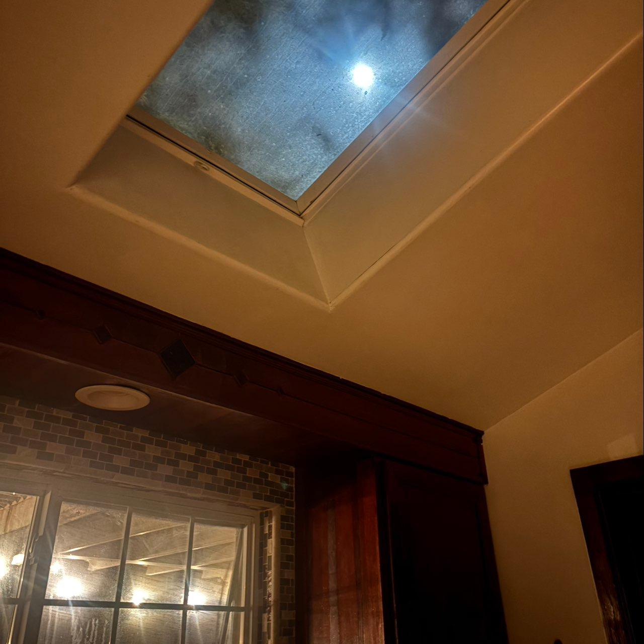 The Moon over Boulder Creek, United States — full moon, Lunar Day 17