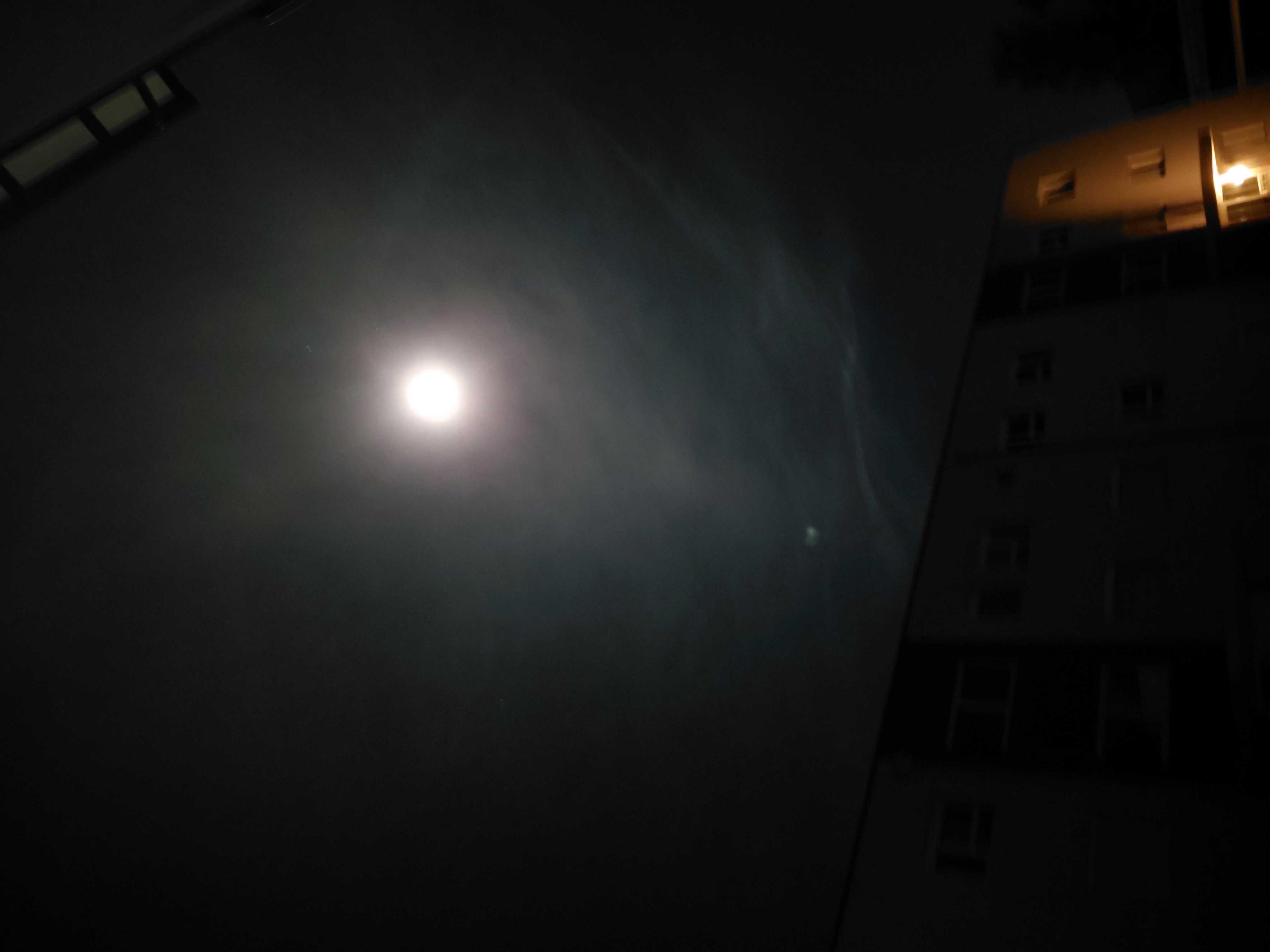 The Moon over Reding, Österreich — full moon, Lunar Day 15