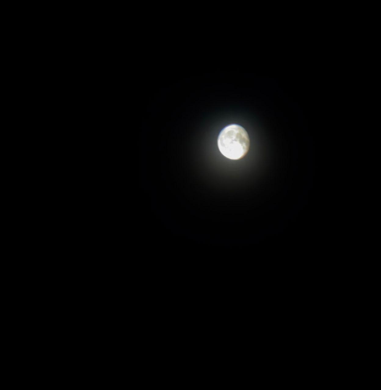 The Moon over Bari, Italy — waning gibbous, Lunar Day 18