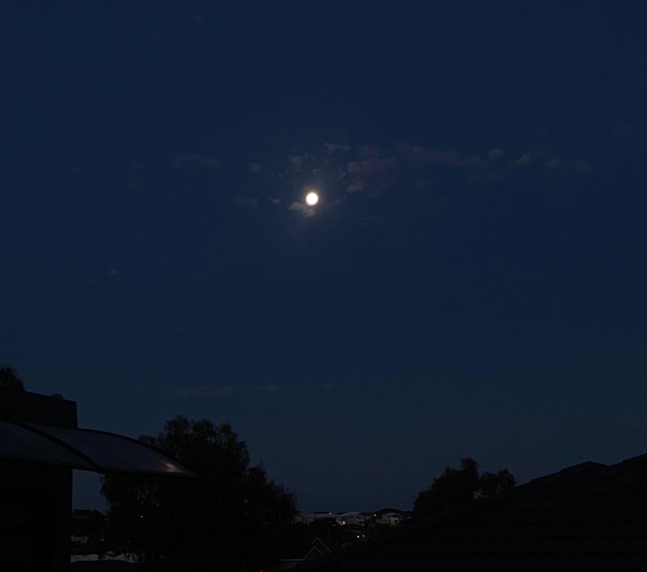 The Moon over Sunbury, Australia — full moon, Lunar Day 15