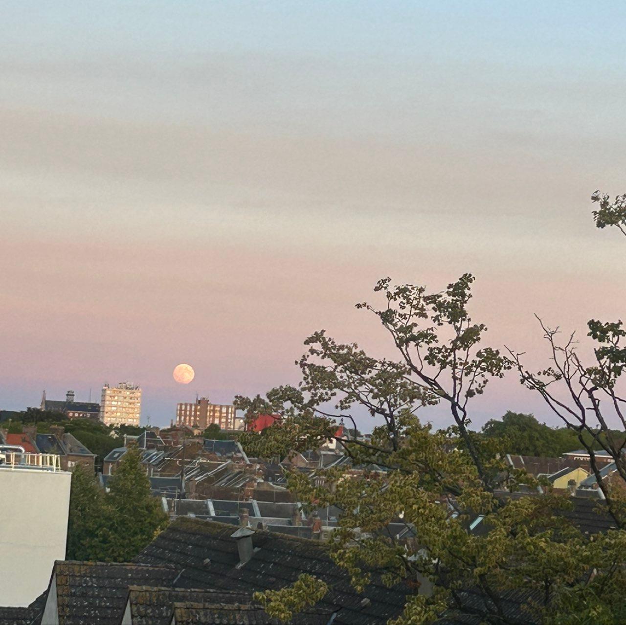 The Moon over Amiens, France — full moon, Lunar Day 15