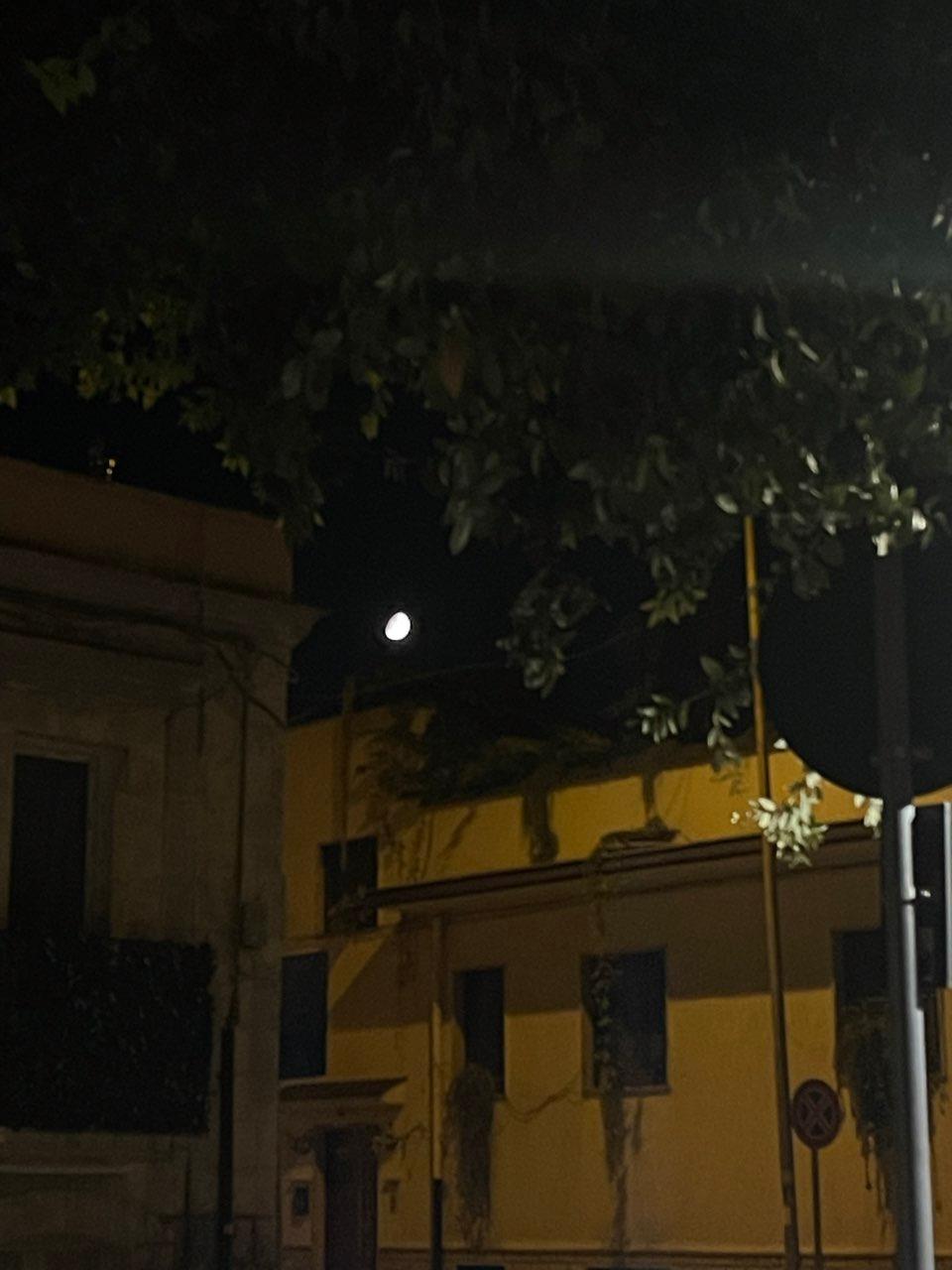 The Moon over Bari, Italy — waxing gibbous, Lunar Day 11